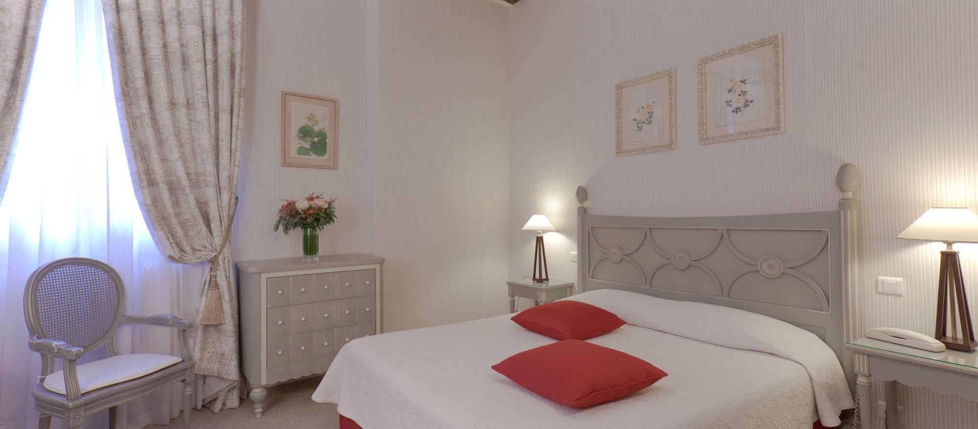 Hotel Beaubourg Париж Экстерьер фото