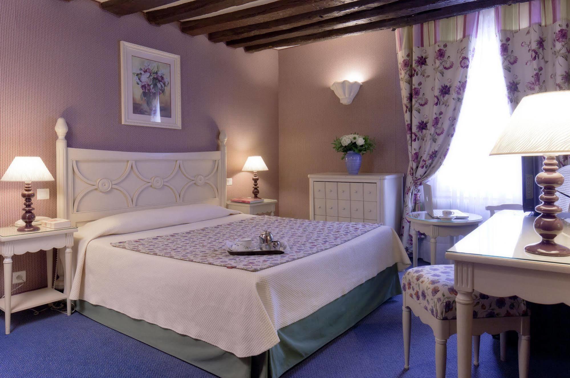 Hotel Beaubourg Париж Экстерьер фото
